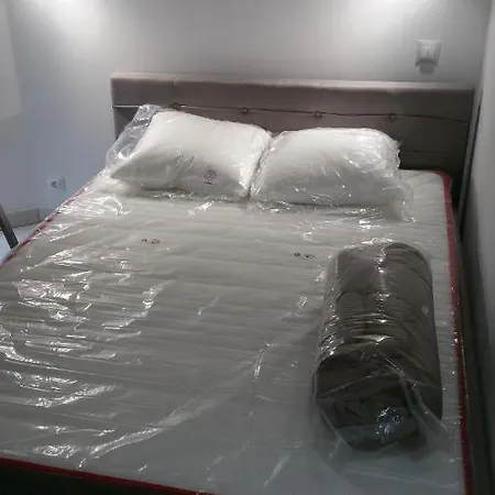 Le Carpenty منتزه العطل ريوم