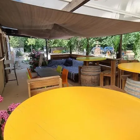 Üdülőpark Le Carpenty *
