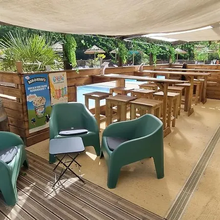 Üdülőpark Le Carpenty